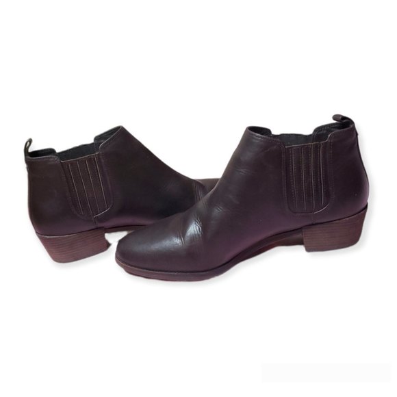 MICHAEL Michael Kors size 7.5 (71/2)Brown Leather Chelsea booties ankle boot - Picture 3 of 7